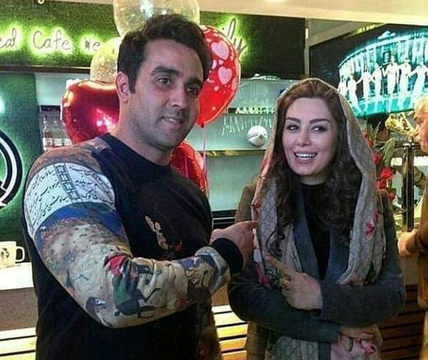 عکس پوریا پورسرخ با همسر و فرزندش