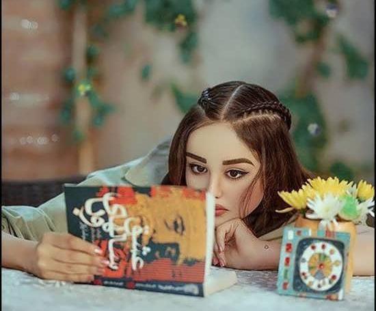 ایده عکس گرفتن از کتاب
