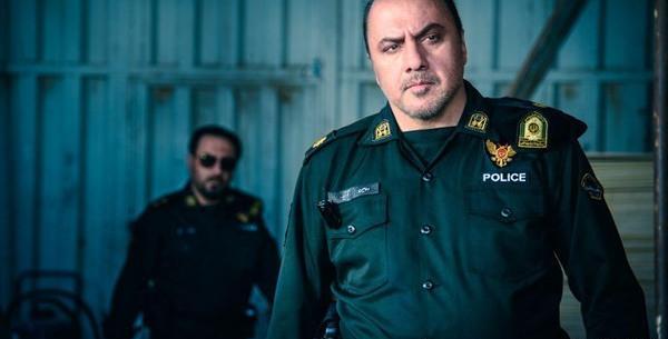 عکس بازیگران فیلم پلیس بازی