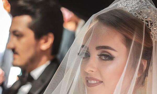 عکس تاج و لباس عروس