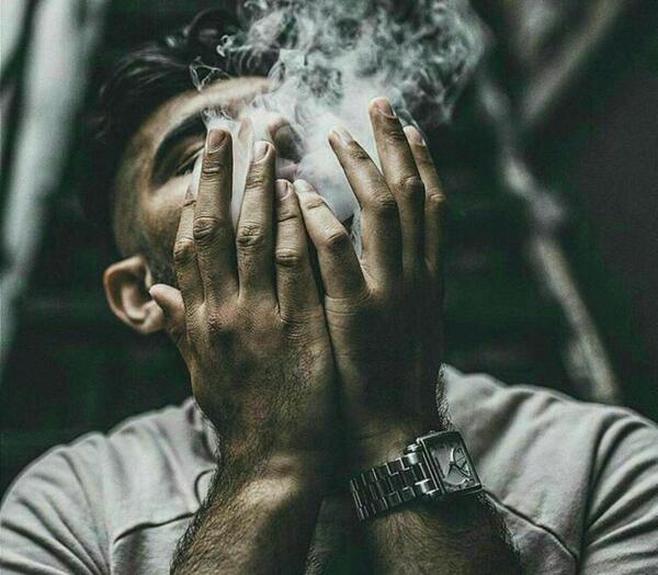 عکس پروفایل پسر سیگاری