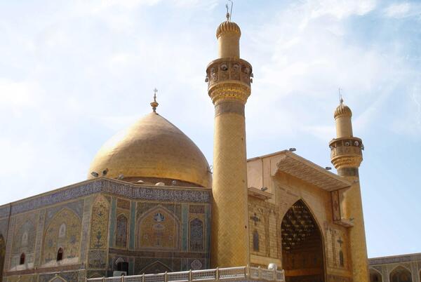 عکس لایه باز حرم امام علی