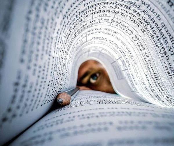 ایده برای عکس گرفتن از کتاب