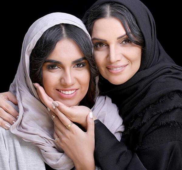 عکس پدر مادر الهام پاوه نژاد