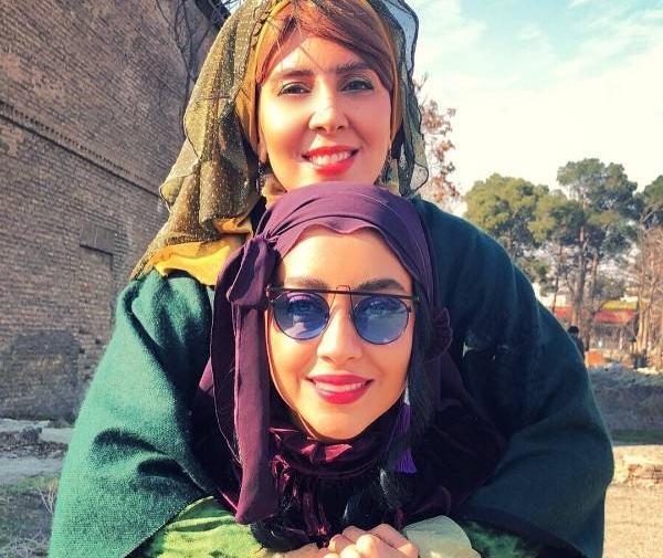 عکس بهاره کیان افشار و لیلا بلوکات