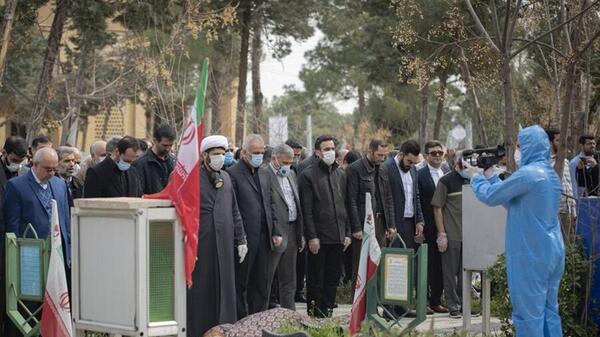 عکس خاکسپاری فاطمه رهبر