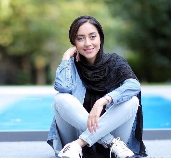 عکس بهاره کیان افشار با خانواده