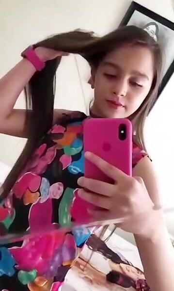 عکس با ایفون ۱۲ جلو اینه