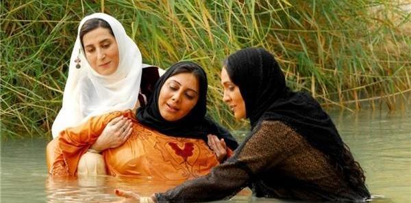 عکس رویا نونهالی با خانواده