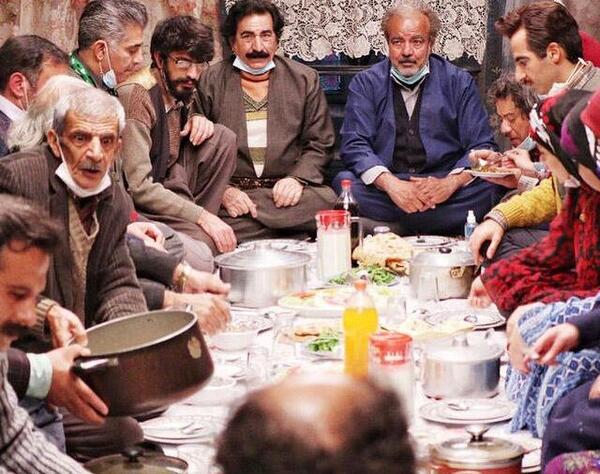 عکس علی صادقی در نون خ ۳