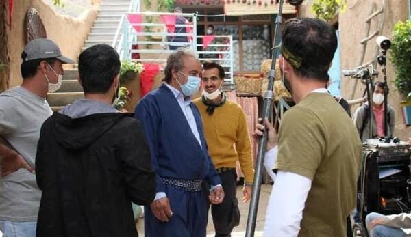 عکس علی صادقی در نون خ ۳