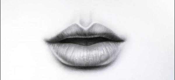 عکس لب طراحی