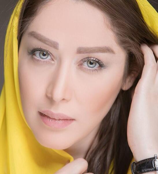 عکس اینستاگرام سارا منجزی