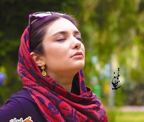 عکس لیندا کیانی بی حجاب در برزیل