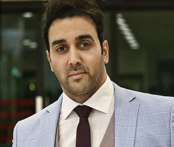 عکس پوریا پورسرخ جذاب
