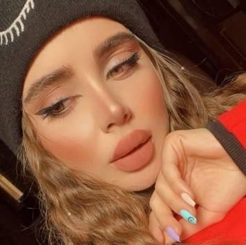 عکس اینستاگرام نیکا فلاحی