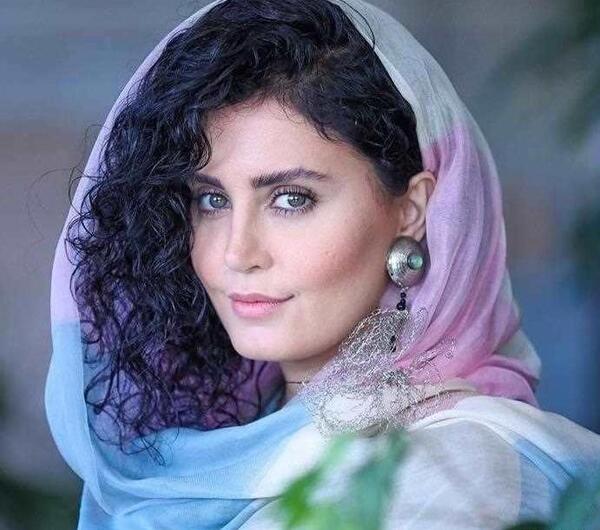 عکس ساعت الناز شاکردوست