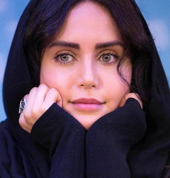 عکس ساعت الناز شاکردوست