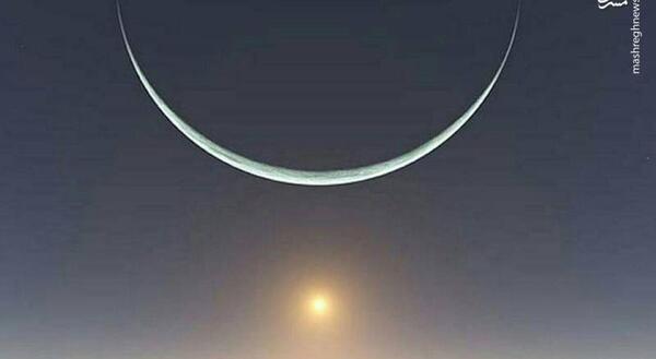 عکس ماه در قطب شمال