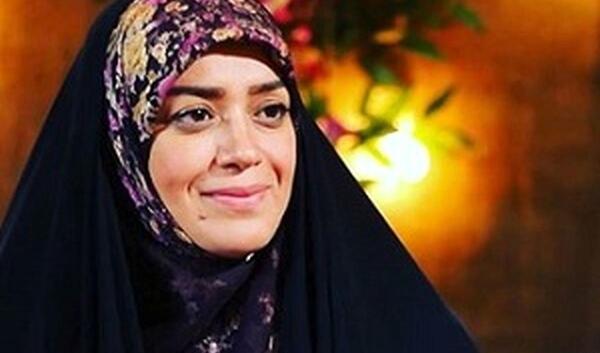 عکس الهام چرخنده با حجاب