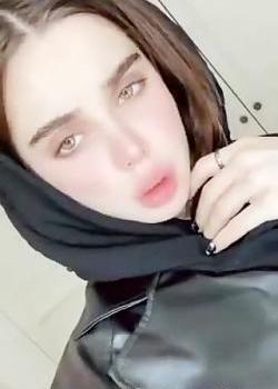 عکس نیکا فلاحی با آرایش غلیظ