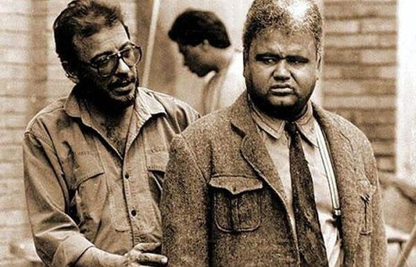 عکس اکبر عبدی در فیلم مادر