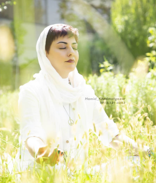 عکس بی حجابی آناهیتا همتی