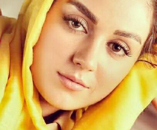 عکس نوجوانی افسانه پاکرو