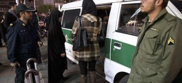 عکس ماشین گشت ارشاد