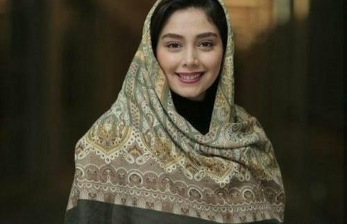 عکس دیبا زاهدی بدون گریم