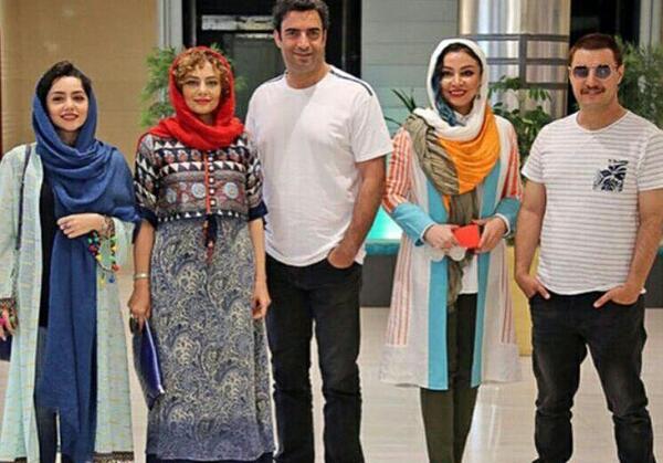 عکس جواد عزتی در آینه بغل