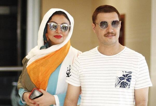 عکس جواد عزتی در آینه بغل
