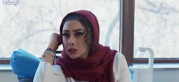 عکس آزاده صمدی در خوب بد جلف