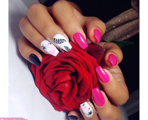 عکس عروسکی کاشت ناخن
