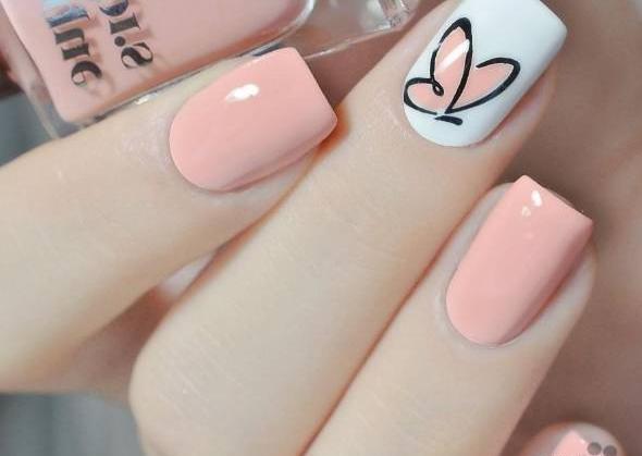 عکس عروسکی کاشت ناخن