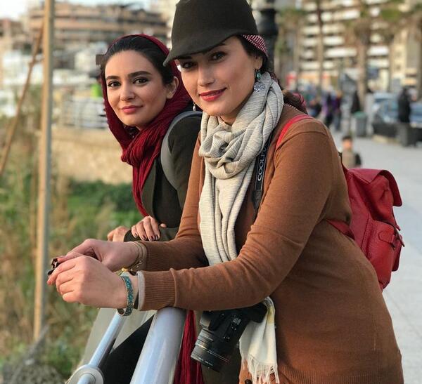 عکس لیندا کیانی خارج از کشور