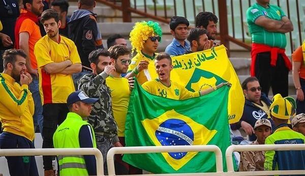 عکس پرچم صنعت نفت آبادان