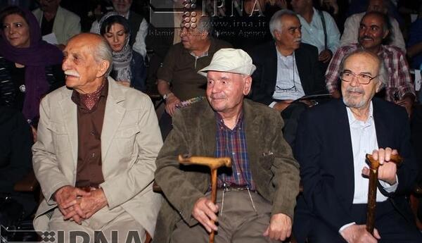 عکس جوانی اصغر بیچاره