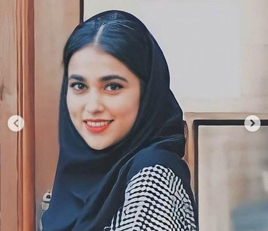 عکس آدرینا صادقی و همسرش