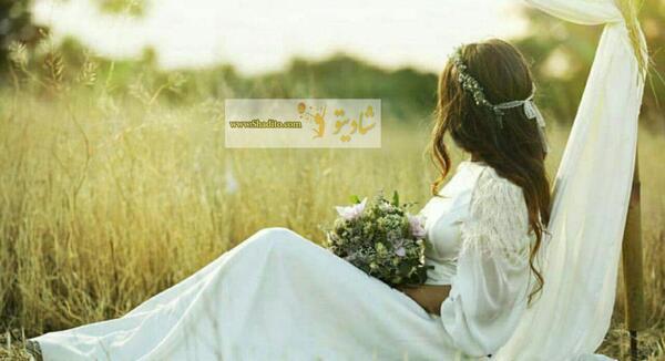 مدل عکس نشسته عروس و داماد