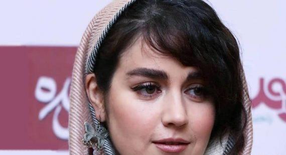 عکس افسانه پاکرو برای تصویر زمینه