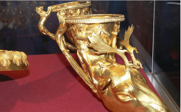 عکس تاج زیرخاکی