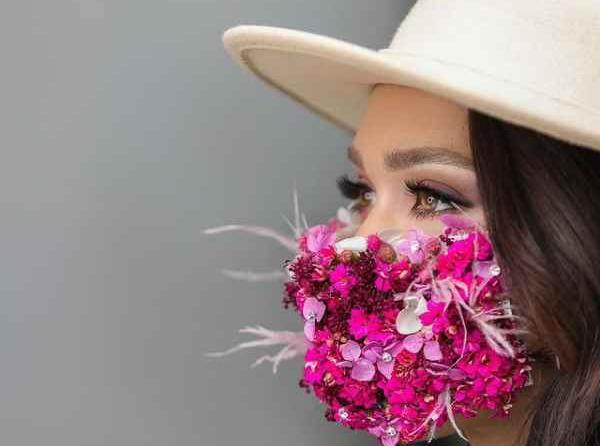 عکس روی ماسک شهاب حسینی