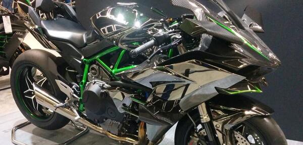 عکس موتور h2