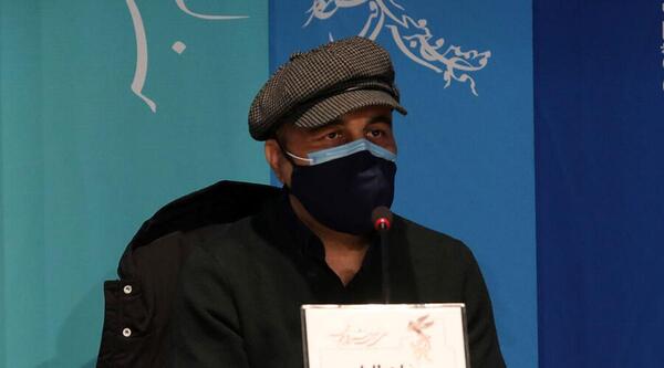 عکس علی انصاریان در زیر آسمان شهر