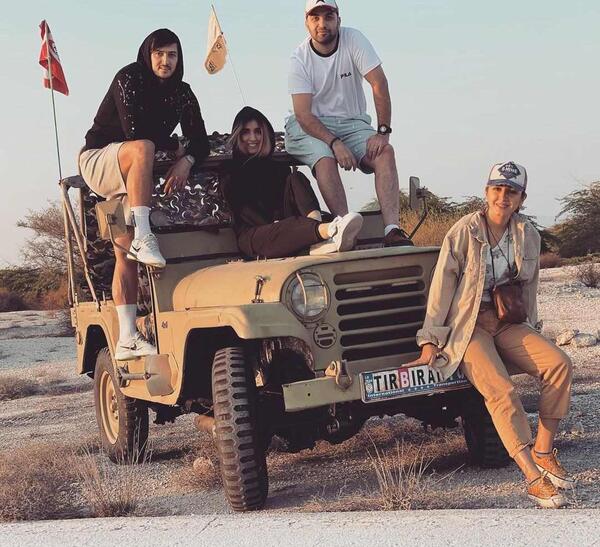 عکس سردار آزمون و همسرش
