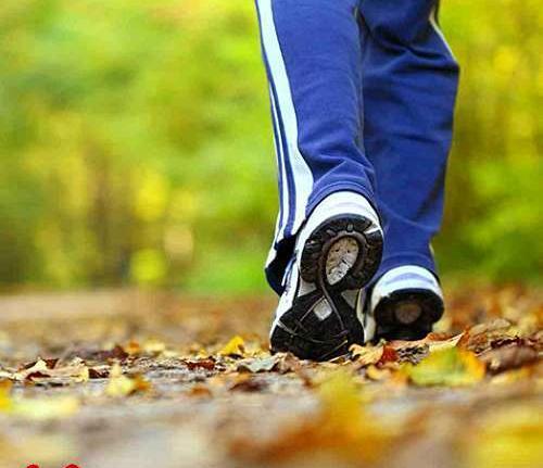عکس پیاده روی در پارک