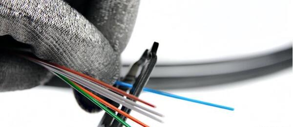 عکس کابل های فیبر نوری