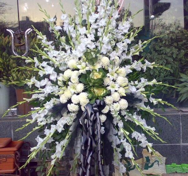 عکس تاج گل برای مرده