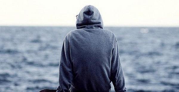 عکس پروفایل پسرانه لاکچری تنها